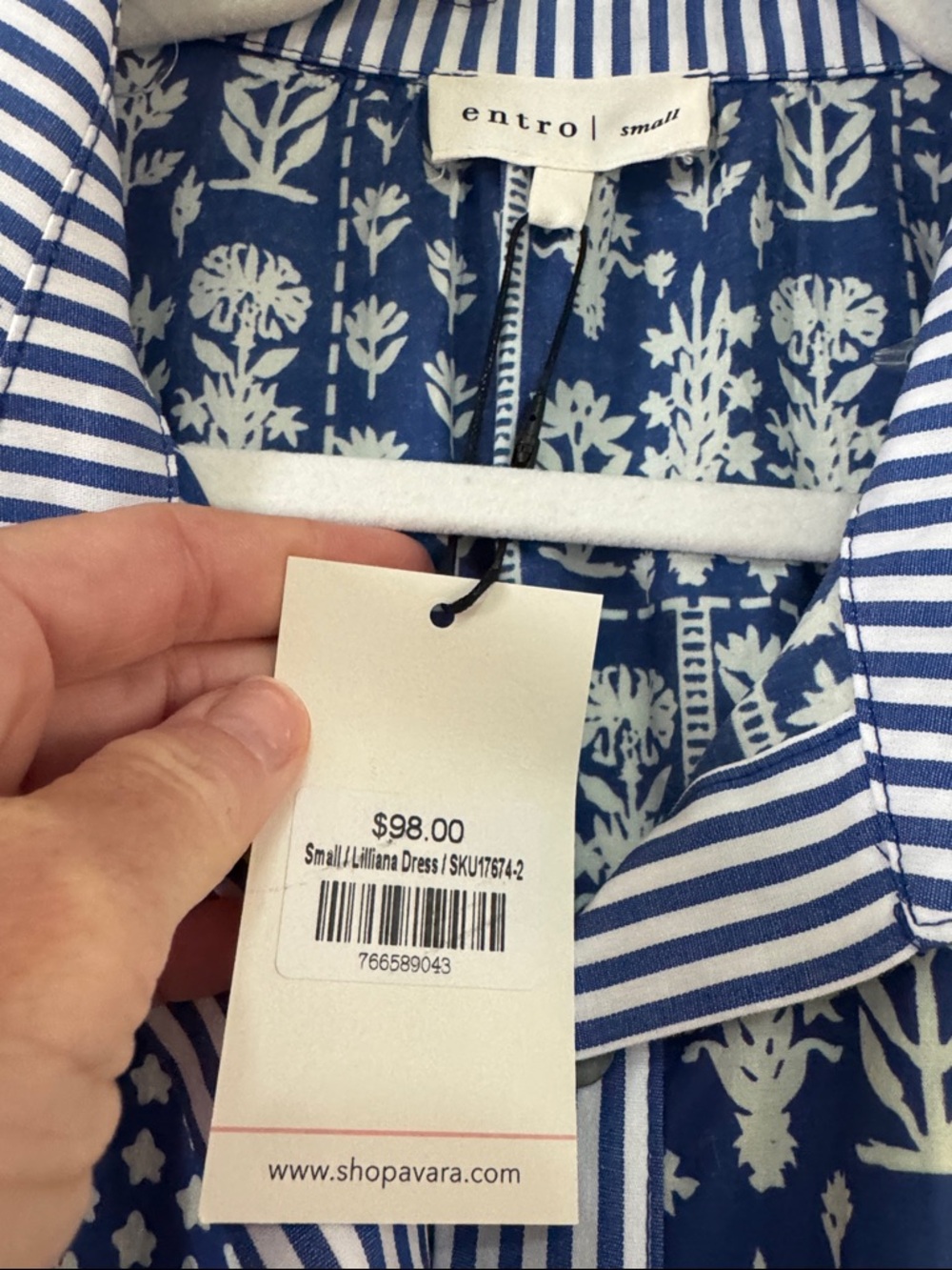 AVARA LILLIANA NAVY PATTERNED DRESS - Picture 4 of 4